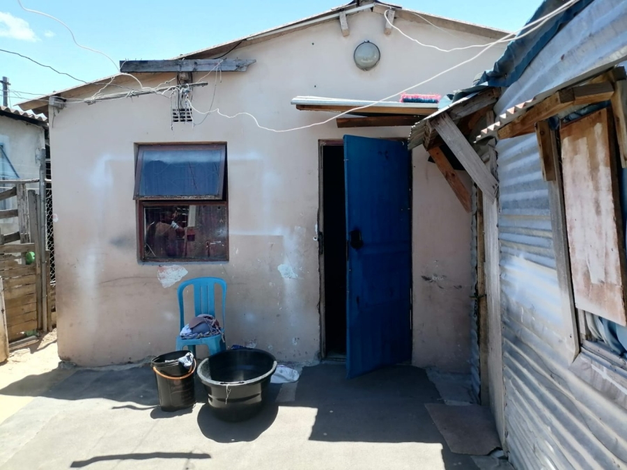 1 Bedroom Property for Sale in Kalkfontein Western Cape